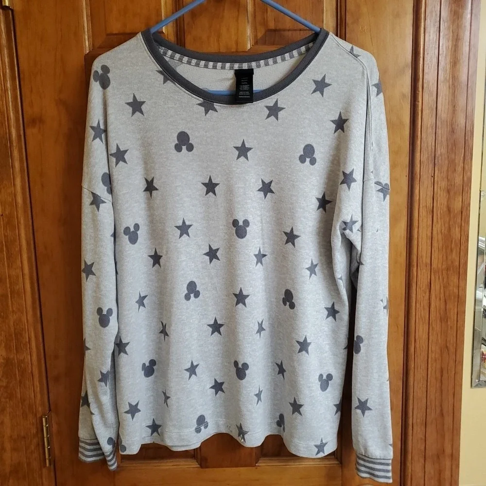 Disney Mickey Mouse Womens Grey 2PC Pajama Set Size M Sleepwear
